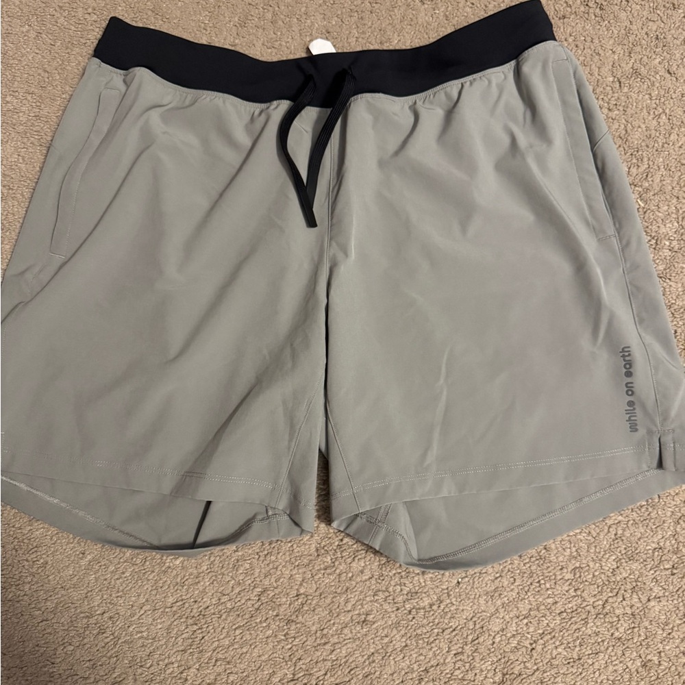 While on earth Origin Shorts XL 7” inseam